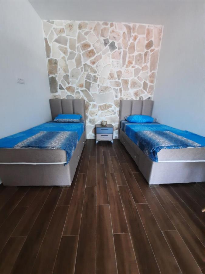 Apartments Kingfisher Virpazar Exterior photo