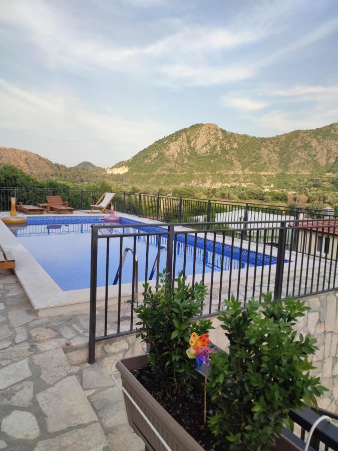 Apartments Kingfisher Virpazar Exterior photo